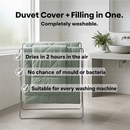 EasySleep® Duvet – The 2-in-1 quick-dry duvet that eliminates the need for bed sheets.